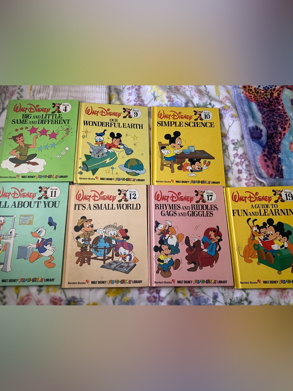 Walt Disney Vintage Children's Book Set – Yellow, Green, seven 7 books. 1980s